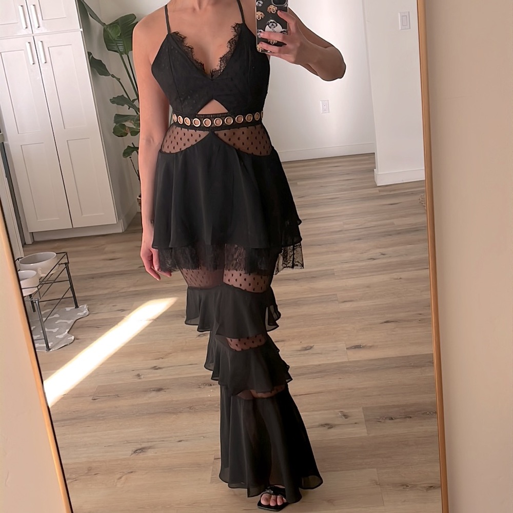 FORMAL BLACK DRESS